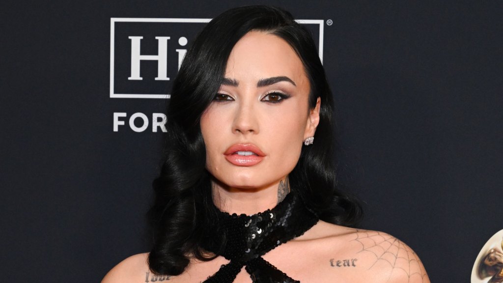 Demi Lovato Cancels Tour Dates To