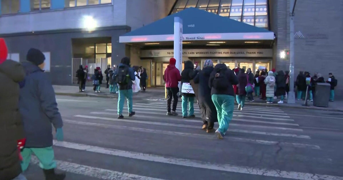 Nurses at 2 NYC hospital systems return to work, but strike continues for thousands