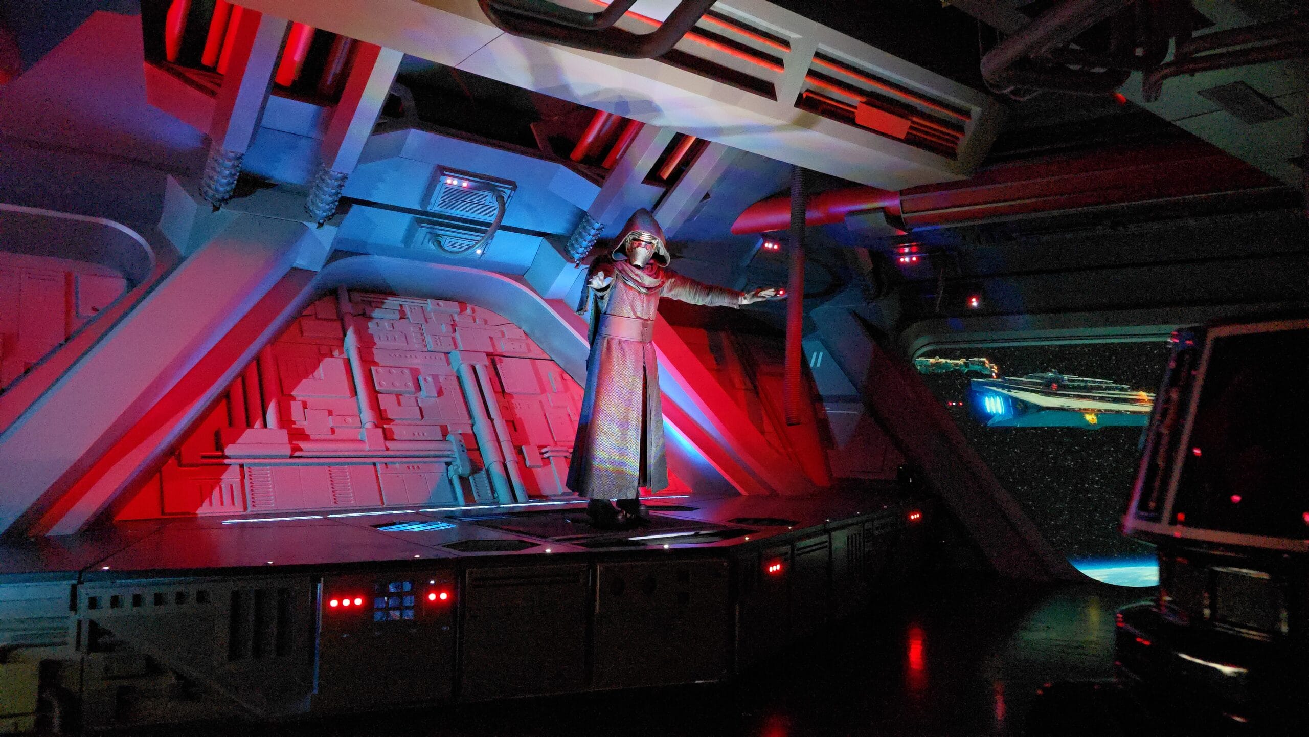 Kylo Ren animatronic in Star Wars: Rise of the Resistance