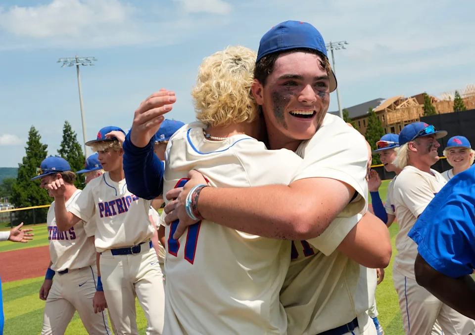 May 16, 2025; Tuscaloosa, AL, USA; ACA's Blake Jackson (11) and ACA's Hunter Elmore (27) celebrate at Jacksonville State University. ACA came from four runs down to win 7-5 and claim the 5A AHSAA baseball championship over St. Paul’s. Elmore was named the MVP.