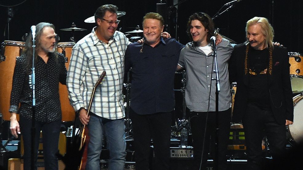 NASHVILLE, TN - OCTOBER 29: Eagles, Timothy B. Schmit, Vince Gill, Don Henley, Decon Frey and Joe Walsh perform during the Eagles in Concert at The Grand Ole Opry on October 29, 2017 in Nashville, Tennessee. (Photo by Rick Diamond/Getty Images)