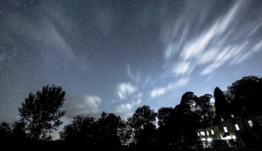 Why walking in a national park in the dark prompts people to turn off lights at home