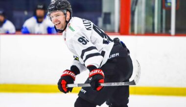 Evgeny Kuznetsov on how much longer he thinks he can continue playing career: ‘As much as I want. The main thing is to have fewer idiots around.’