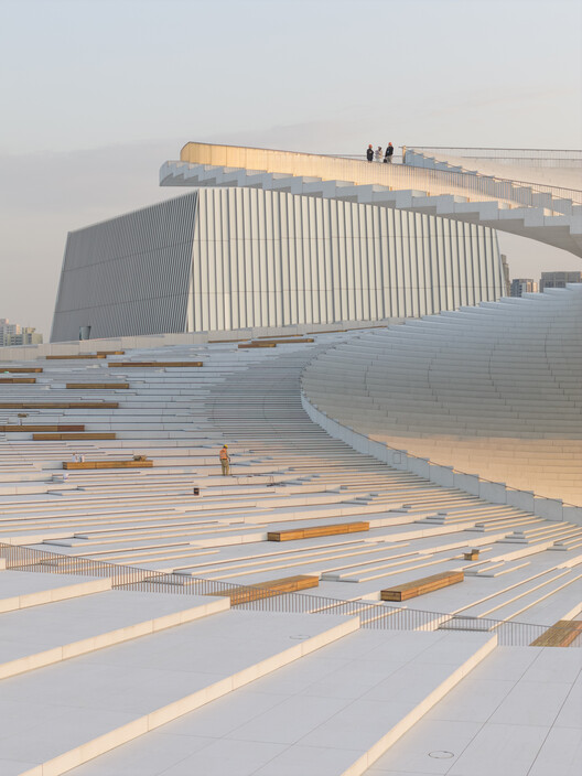 First Look at Snøhetta’s Shanghai Grand Opera House as Construction Nears Completion - Image 6 of 27