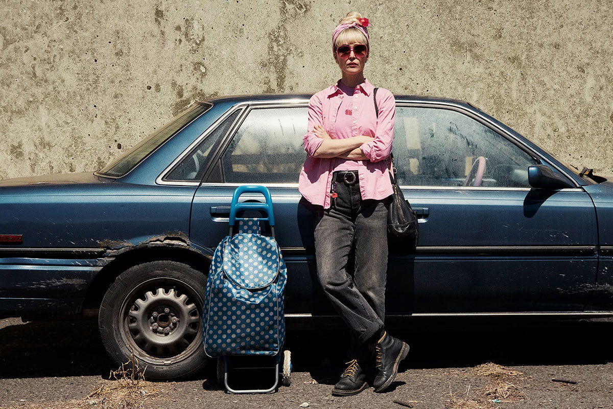 Full Trailer: Rose Byrne In "Tow"