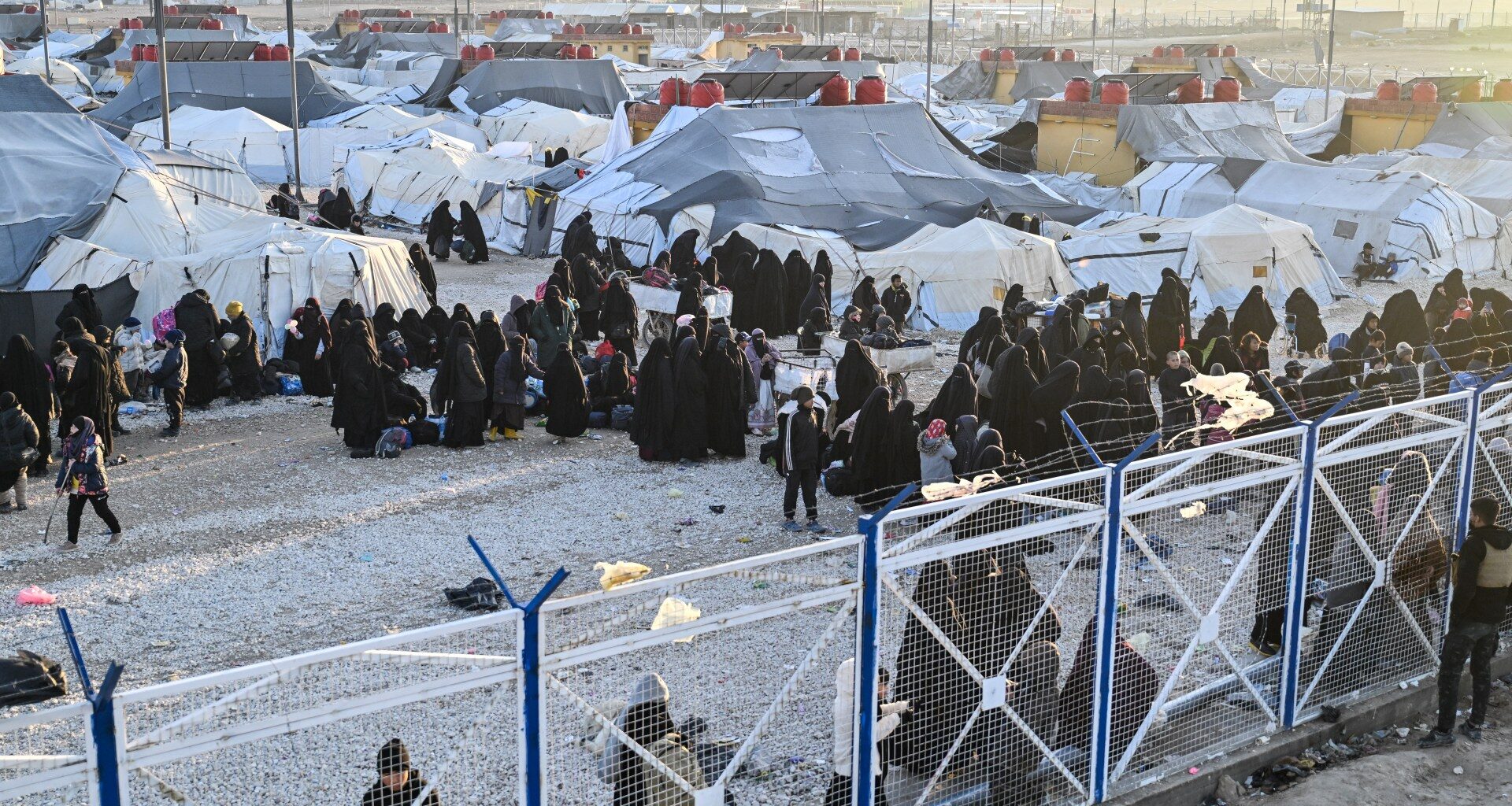 US says over 5,700 suspected ISIL detainees relocated from Syria to Iraq | ISIL/ISIS News