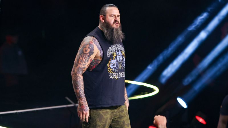 The new move shaking up pro wrestling: anti-ICE chants