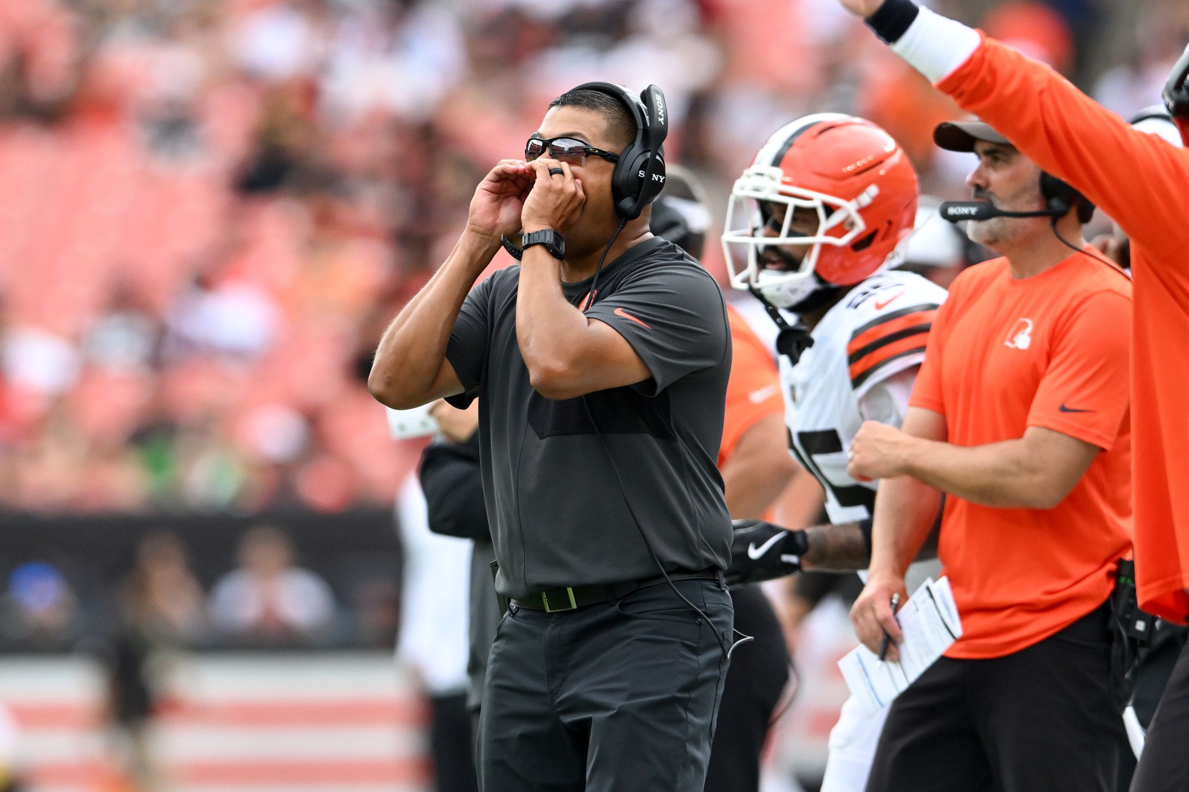 Safeties coach Ephraim Banda of the Cleveland Browns