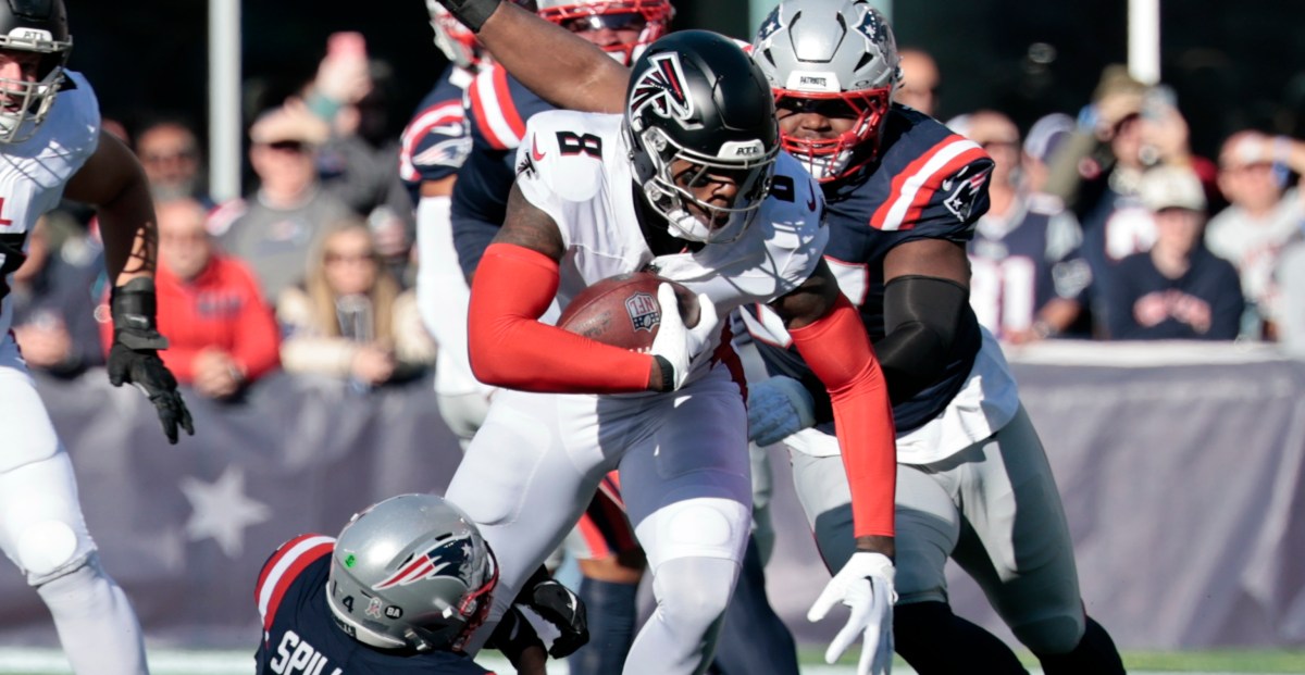 Potential Patriots target gets franchise tag ahead of NFL free agency