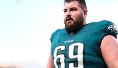 Landon Dickerson reportedly plans to play in 2026