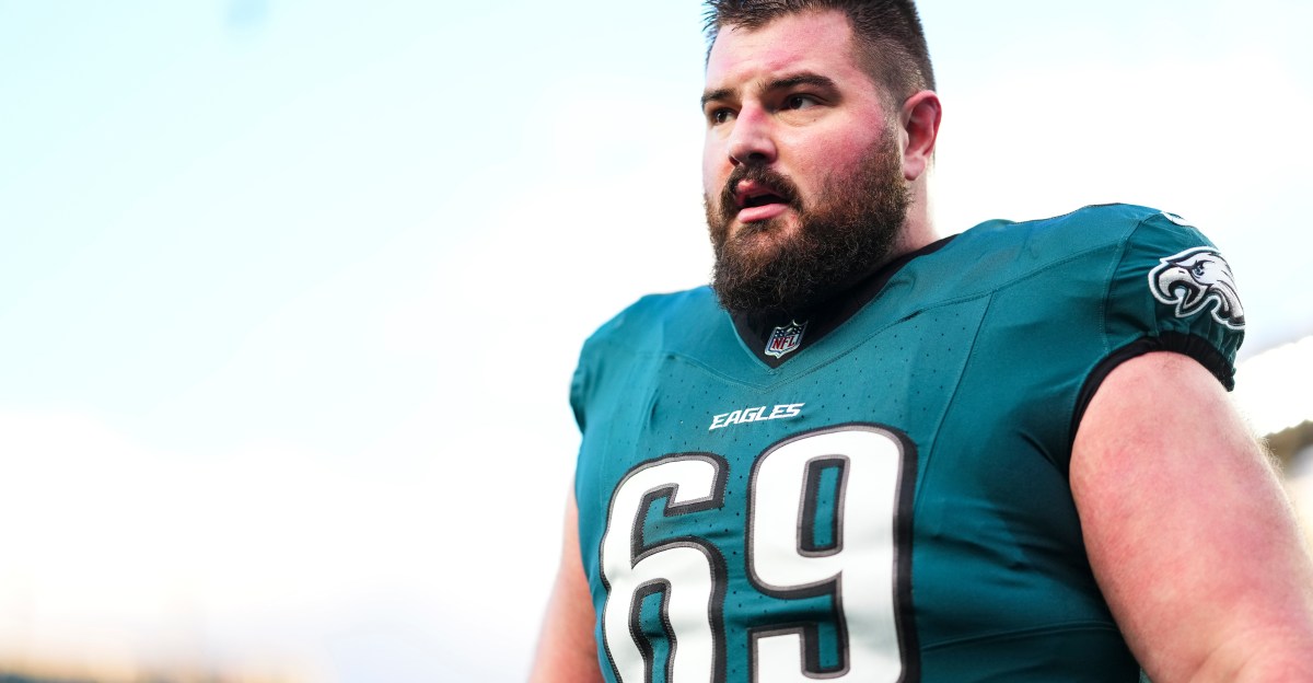 Landon Dickerson reportedly plans to play in 2026