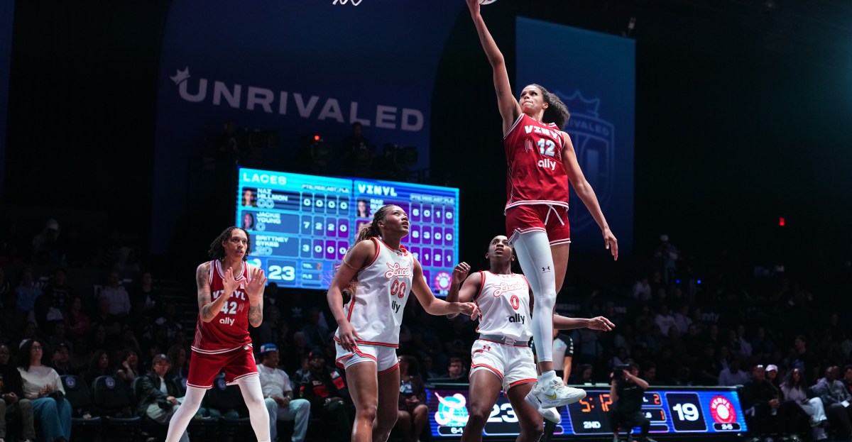 Unrivaled: Rae Burrell breakout game gives Vinyl the upset win