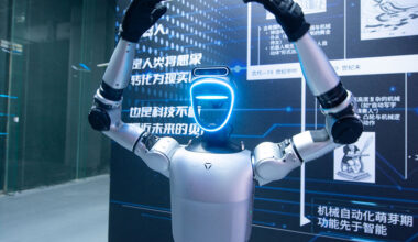 China’s Kung Fu Robots Stun Crowd, Then Bust Out Dorky Nunchuck Twist