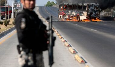 Violence erupts in Mexico after cartel leader "El Mencho" killed in military operation