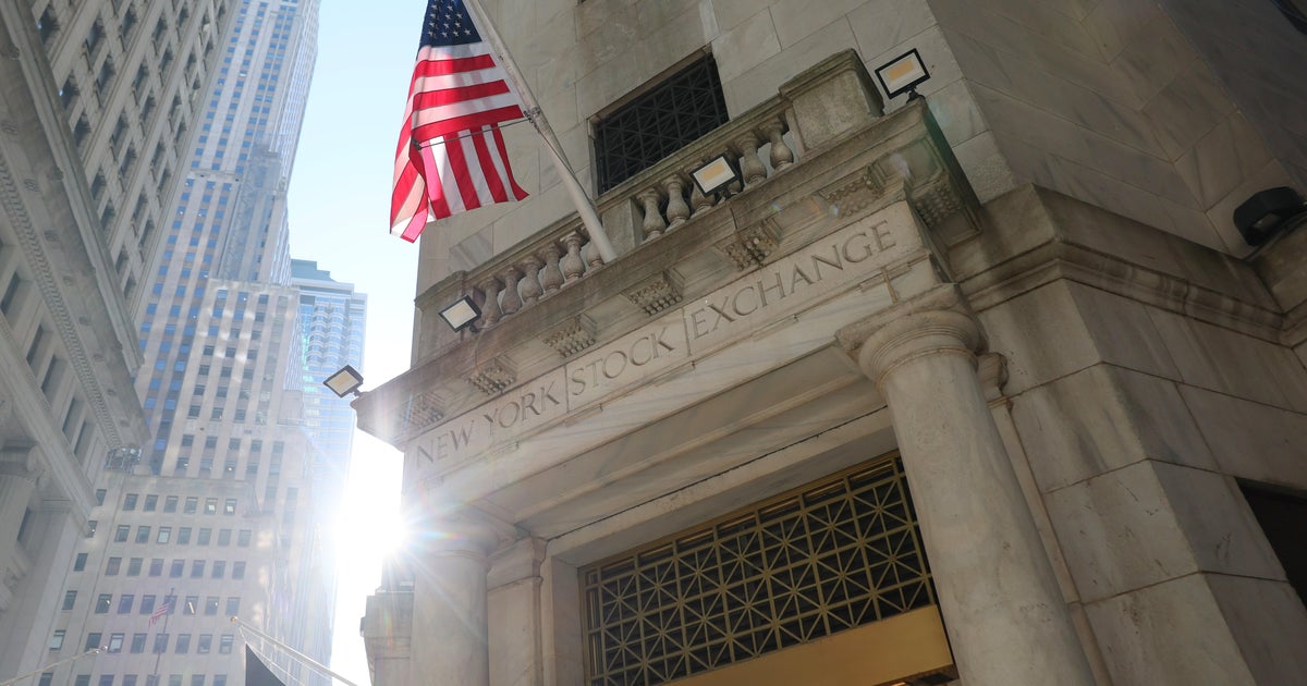 Stocks slump as inflation, AI worries rattle investors