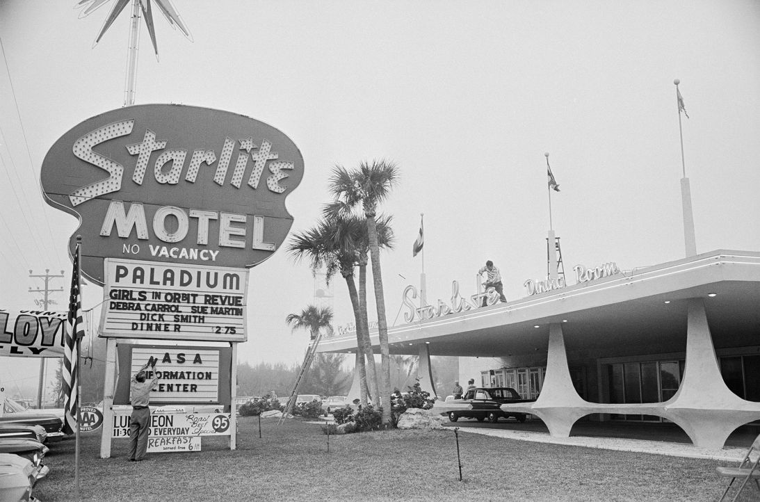 The Starlite Motel of Cocoa Beach in 1962.