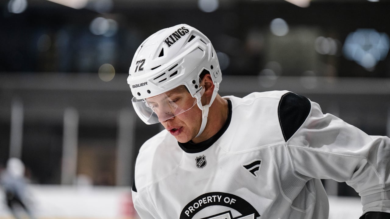 Panarin ready to help ignite Kings offense for playoff push