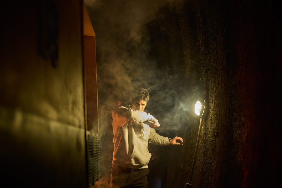 tane parata goes searching in the railway tunnel in home and away