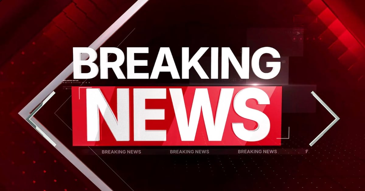 Passenger tries to breach cockpit on Delta flight from Houston to Atlanta – WSB-TV Channel 2