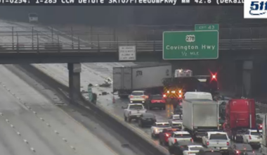 18-wheeler crashes on I-285, blocking all lanes – WSB-TV Channel 2