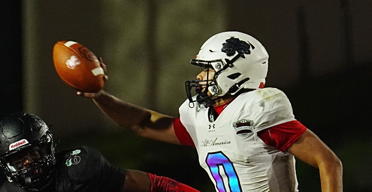 Michigan Football makes first QB offer since Peter Bourque’s decommitment