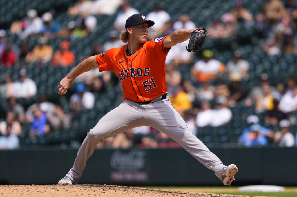 Dodgers Sign Seby Zavala, Jordan Weems