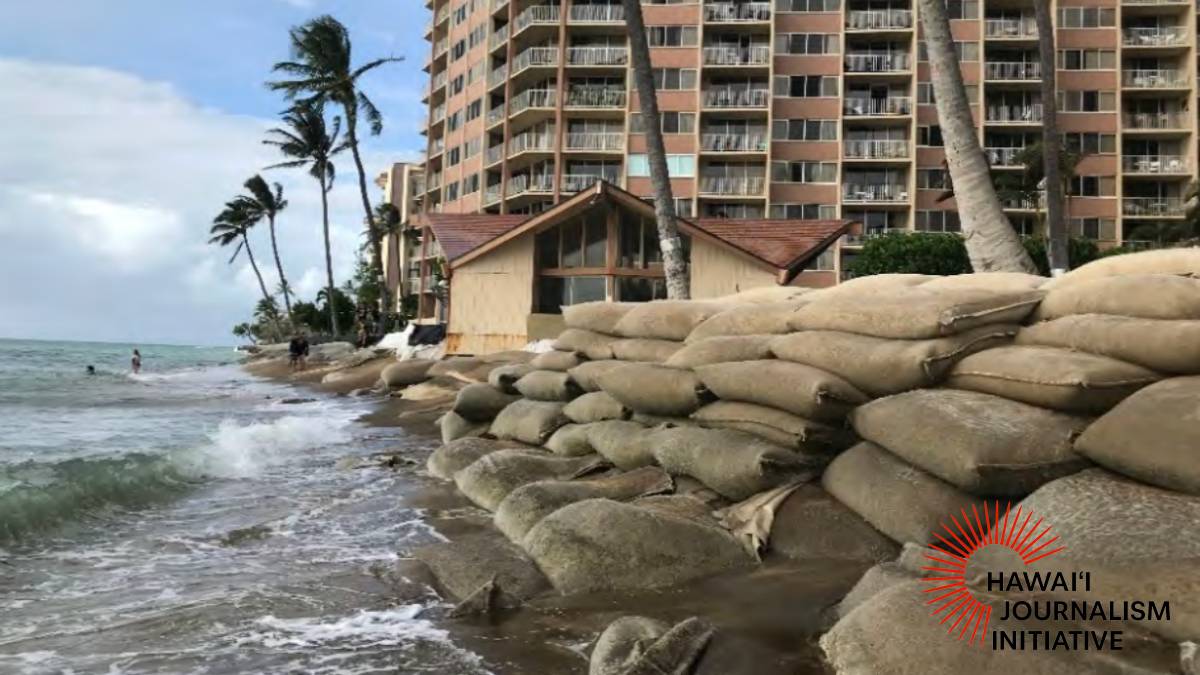Hawaiʻi officials worry bills to help property owners with coastal erosion could put public beaches at risk : Maui Now