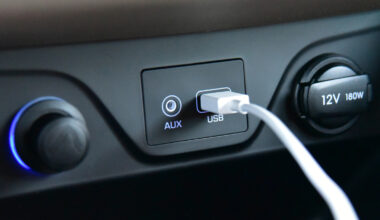 4 Devices Compatible With Your Car's USB Port That You Need To Know About