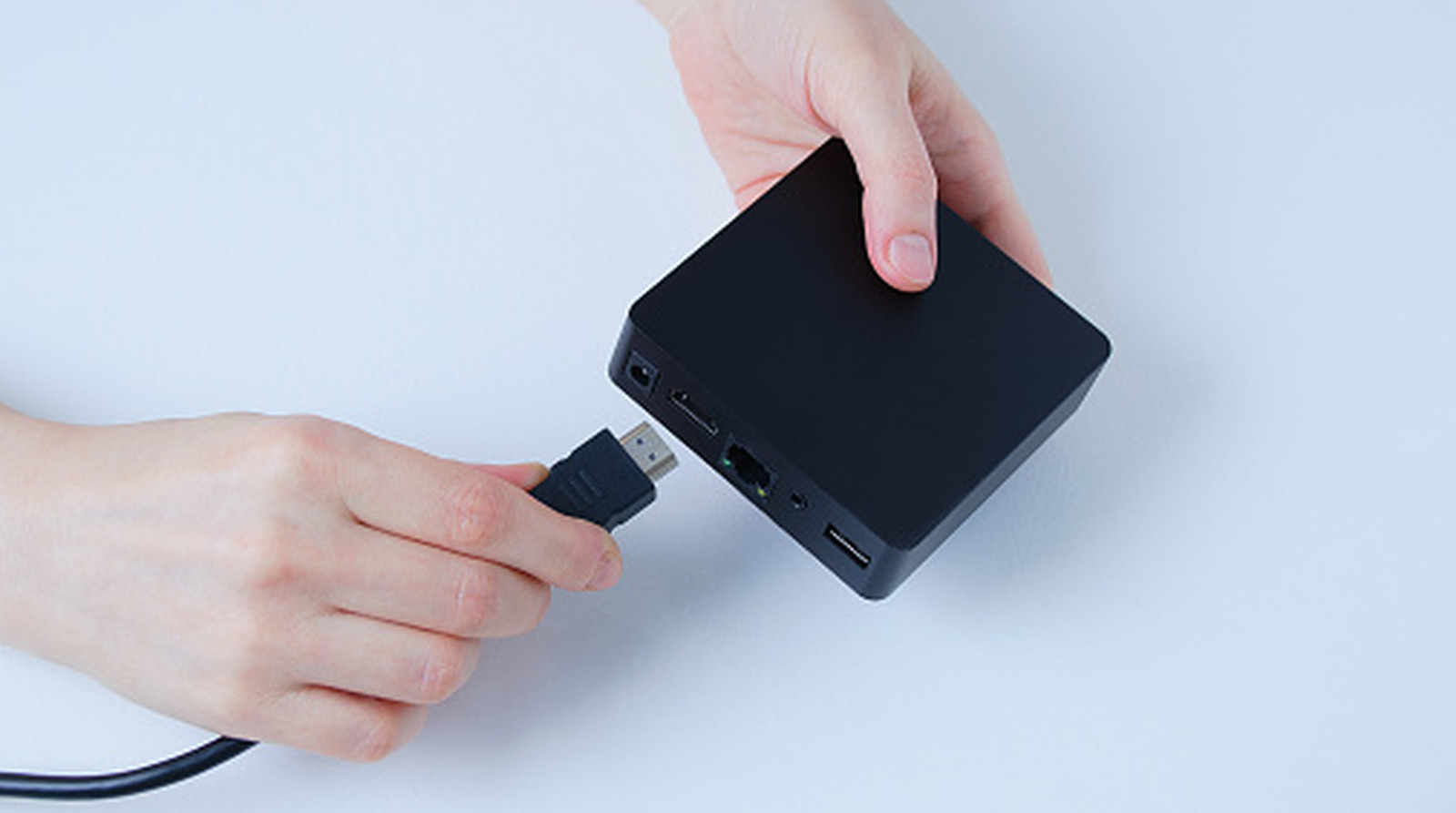 5 Clever Uses For Wireless HDMI Adapters