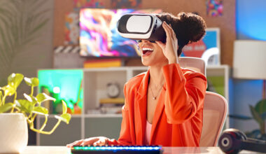 4 Cool Uses For Your Old VR Headsets