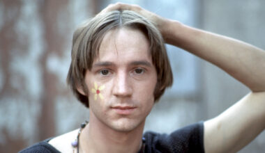 Rock Stars Who Left Their Successful Bands For Flop Solo Projects