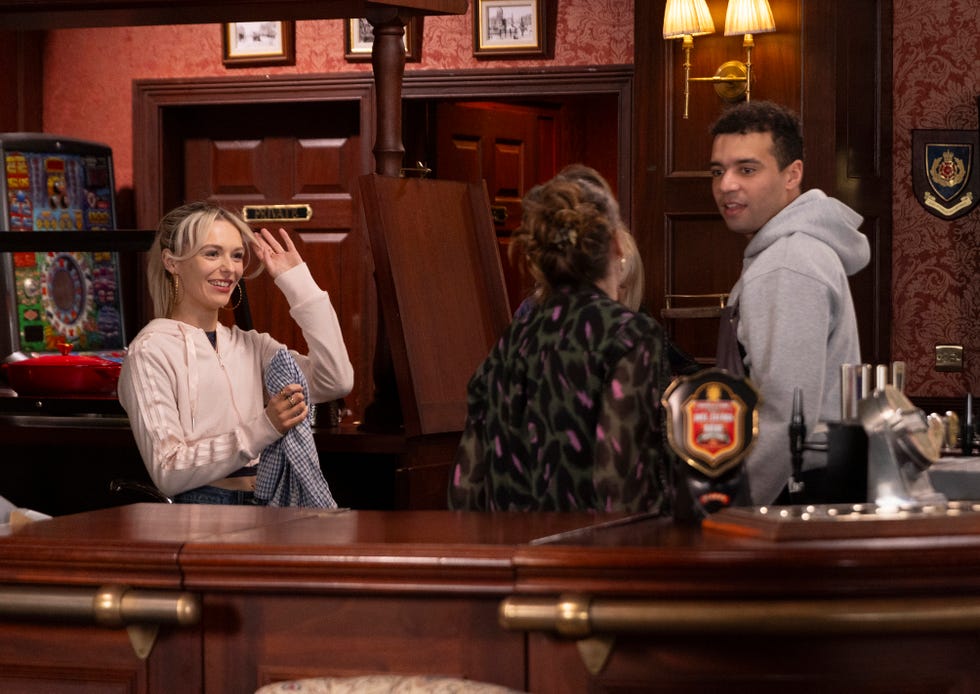 lauren bolton, ollie driscoll, maggie driscoll, coronation street