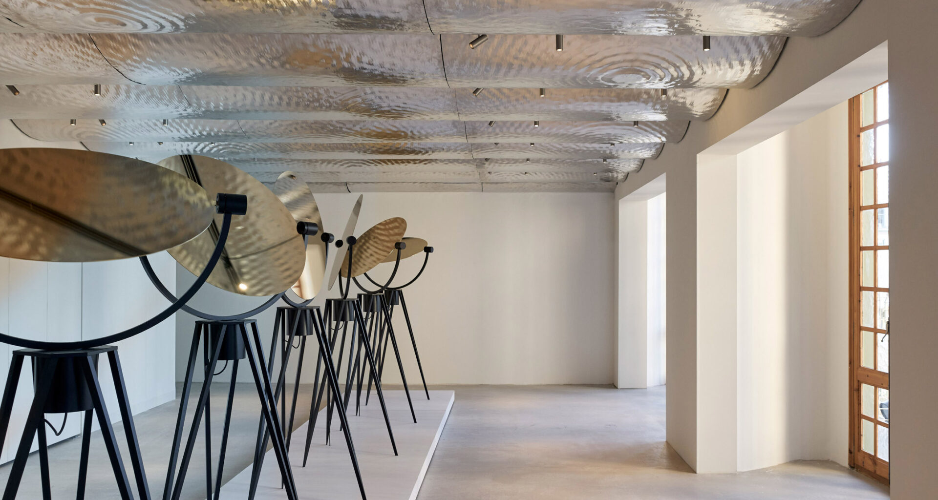 Mesura restores Casa Batlló rooms in "dialogue with Gaudí"