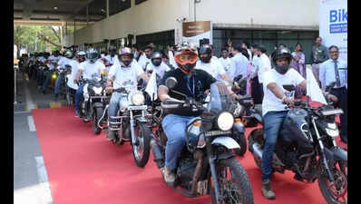 Motorcycle rally to promote cancer awareness held