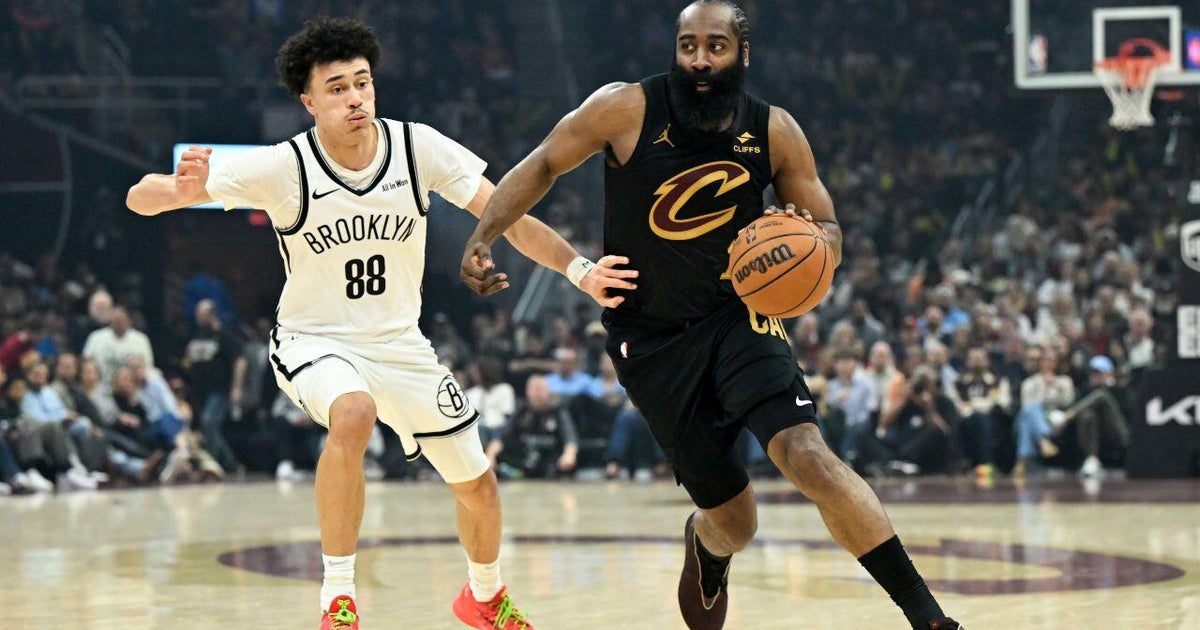 Donovan Mitchell, James Harden lead red-hot Cavaliers over lowly Nets