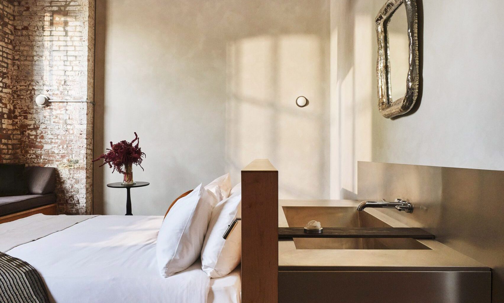 Charlap Hyman & Herrero converts Hudson factory into hotel