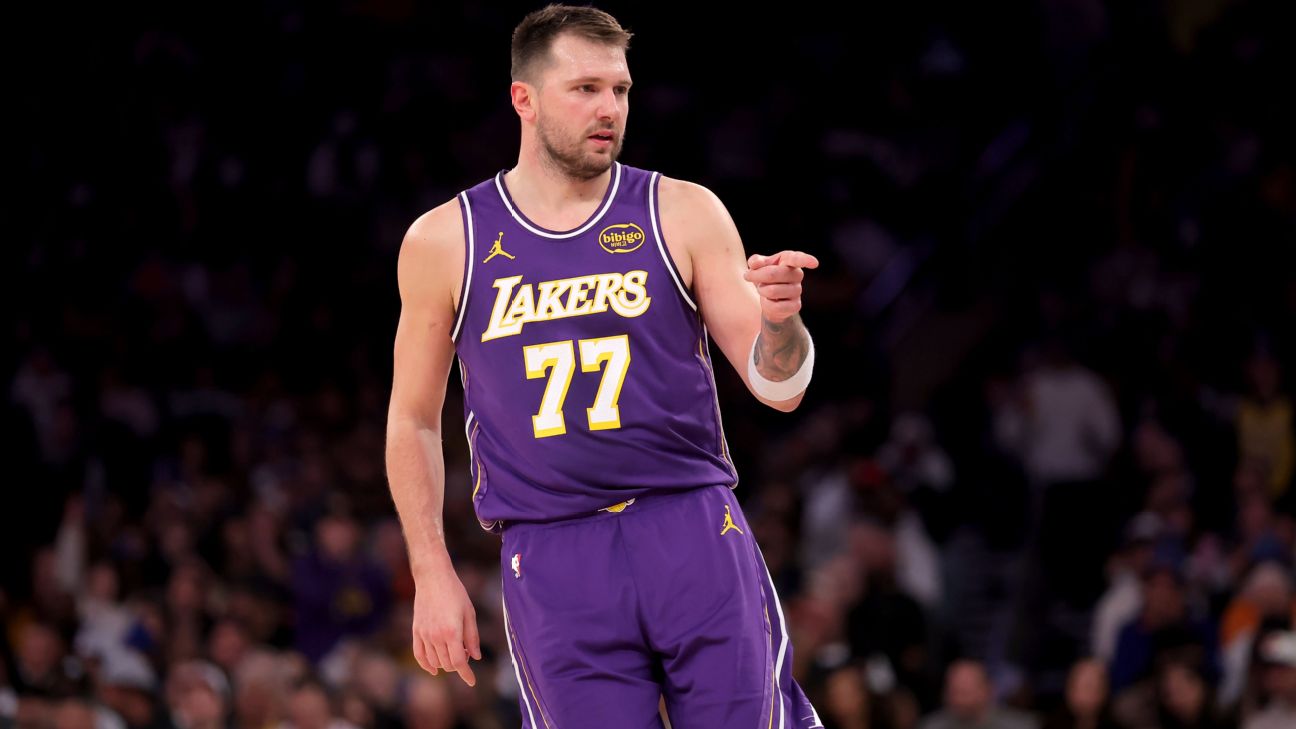 Lakers offer midseason assessment 1 year after Luka Doncic trade