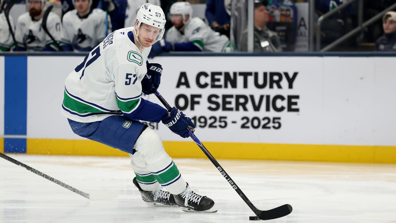 NHL Trade Buzz: Canucks hold out Myers for roster management purposes
