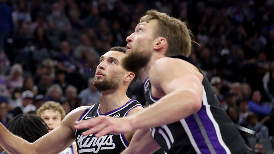 Sacramento Kings Domontas Sabonis Zach LaVine...
