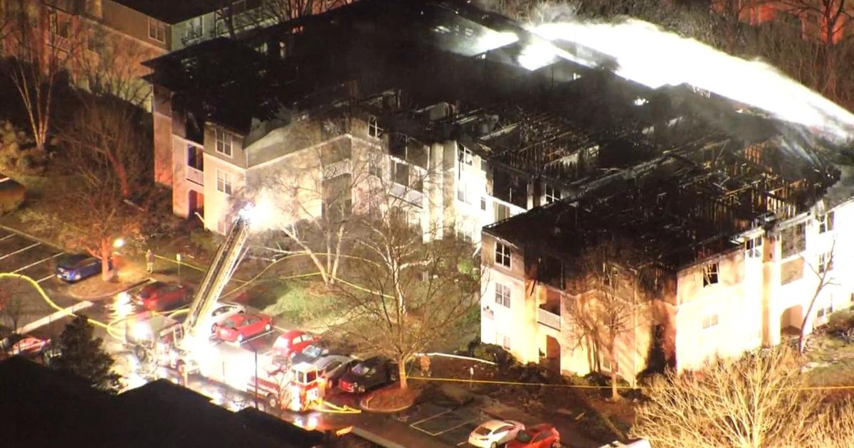 Massive fire rips through Morrisville apartment complex leaving six injured :: WRAL.com