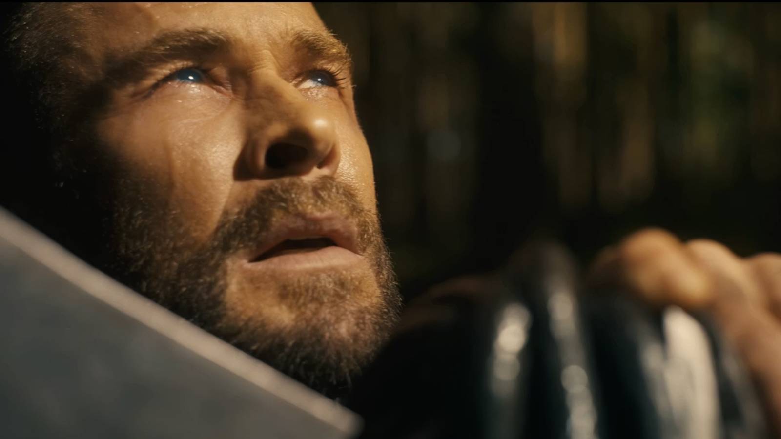 MCU's Chris Hemsworth Bribed His Daughter to Film Her 'Avengers: Doomsday' Scenes