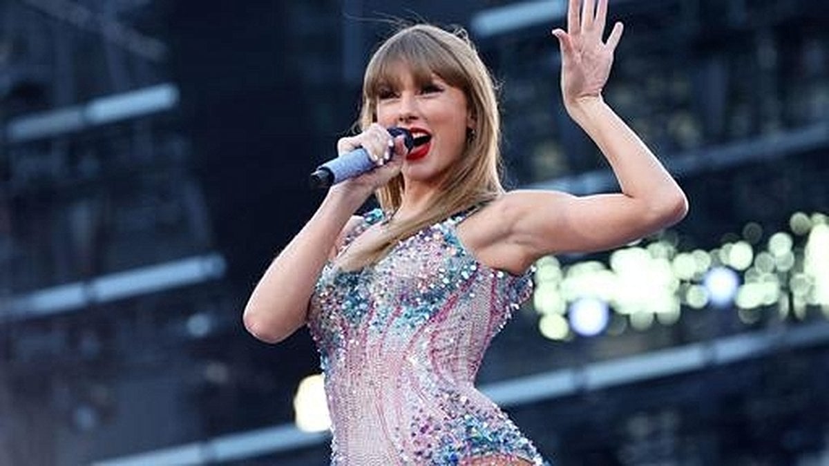 Taylor Swift Bypasses YouTube In Opalite Video Debut