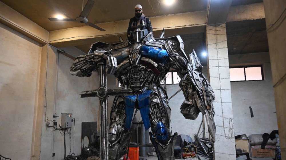 Pakistani Artist Turns Scrap Metal into Giant Transformers