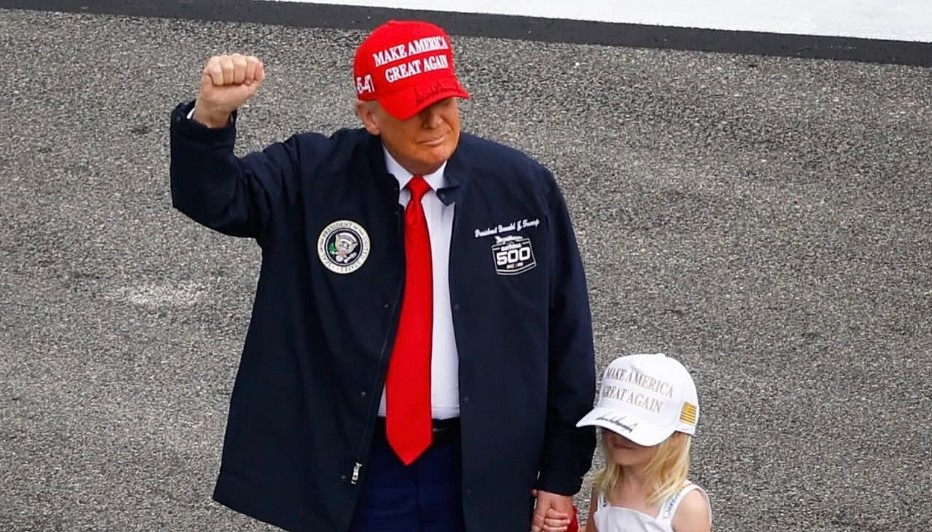 trump make america great again