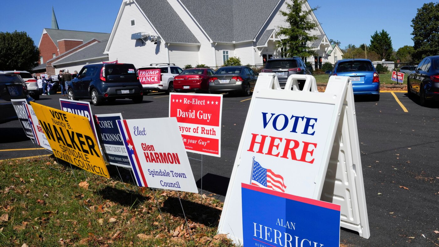 House GOP pushes strict proof-of-citizenship requirement for voters : NPR