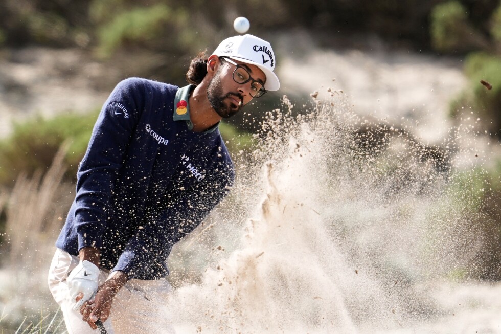 Bhatia and Hisatsune share Pebble Beach lead as tough weather looms