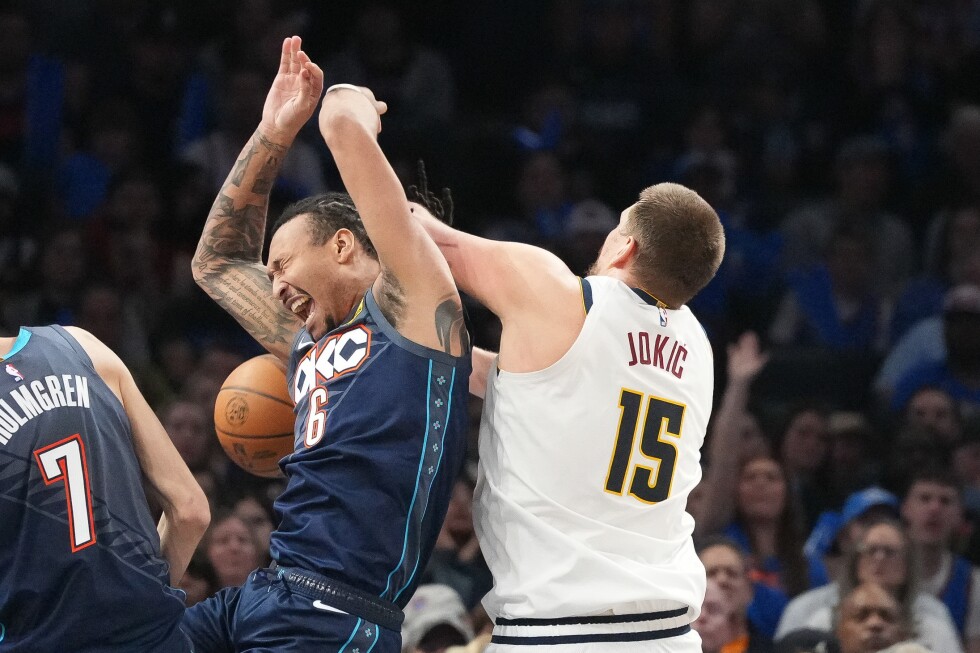 Thunder's Dort ejected after fouling Nuggets' Jokic