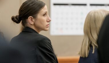 Prosecutors: Utah author killed husband for his money