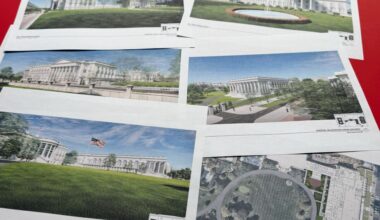 Trump's White House ballroom is approved by federal arts panel