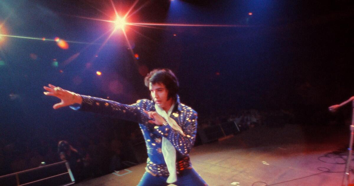 'EPiC: Elvis Presley in Concert' review: A shrine to the King's swagger